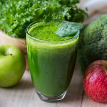A fresh green smoothie with apples